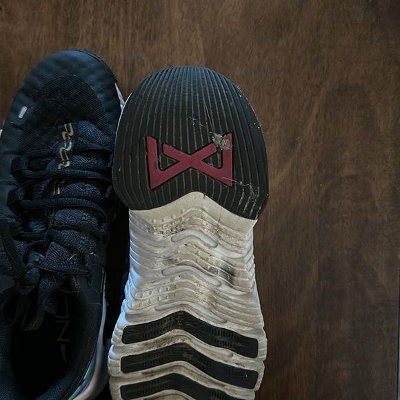 Women’s Nike Metcon 5 - Picture 6 of 6